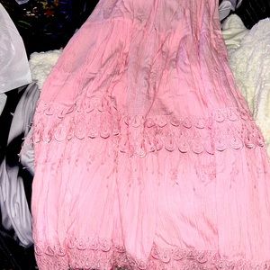 Pink skirt in brand new shape